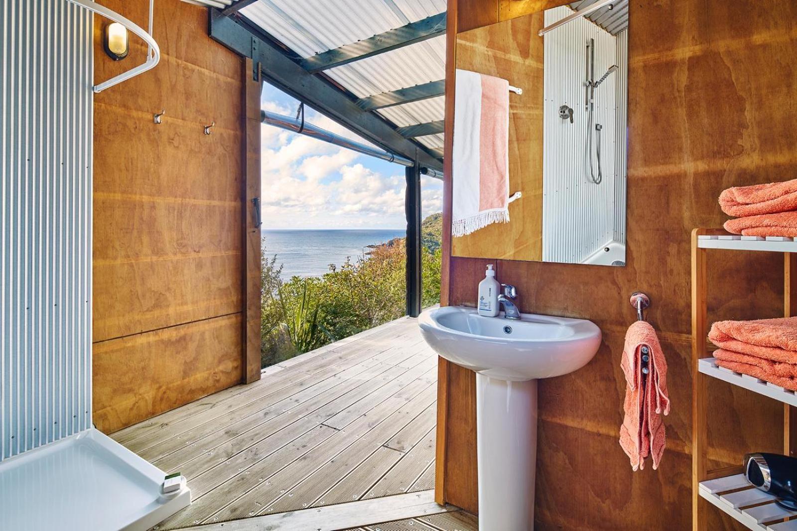 The Lighthouse Lookout Bed & Breakfast Tutukaka Exterior foto