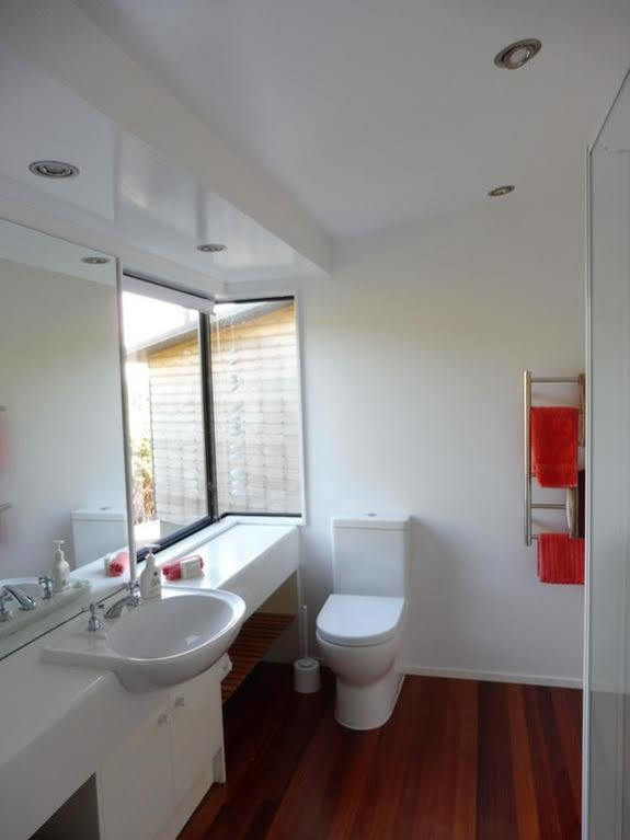 The Lighthouse Lookout Bed & Breakfast Tutukaka Exterior foto